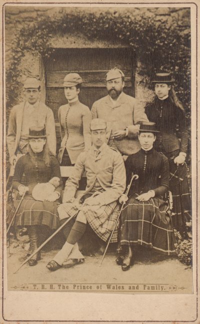 Prince de Galles en portrait avec sa famille - English Photographer